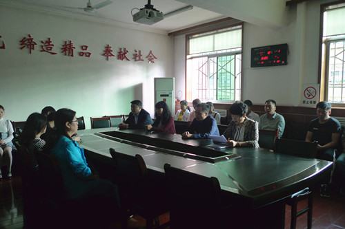 機電安裝公司認真傳達建設集團2017年信訪穩定工作研判會議精神