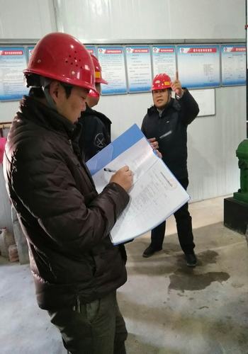 設(shè)備租賃中心狠抓設(shè)備現(xiàn)場管理工作