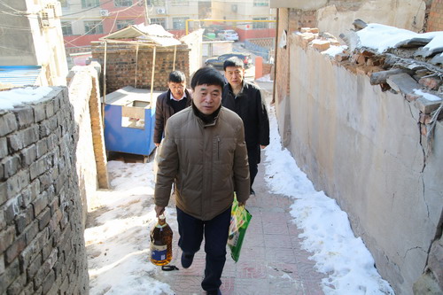 年終送溫暖  關(guān)愛(ài)沁心田