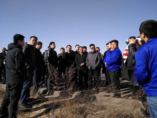 榆林市榆陽區副區長王新剛蒞臨路橋分公司靖神鐵路項目檢查指導