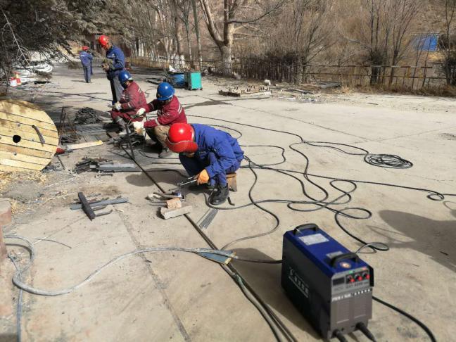 機電安裝公司酒鋼項目部直面挑戰克難攻堅