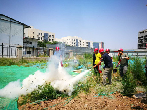 陜煤建設(shè)天工公司各項(xiàng)目部應(yīng)急演練火熱開展