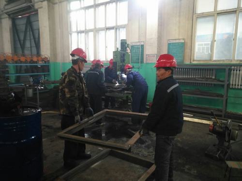 外部市場(chǎng)傳捷報(bào)，施工現(xiàn)場(chǎng)干勁足