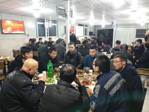 陜煤建設(shè)洗選煤運營公司紅柳林洗煤廠: 讓職工吃在嘴里 暖在心里