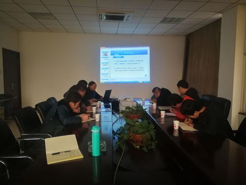 陜煤建設掘進公司：廠家實地培訓 建立連采機種子隊