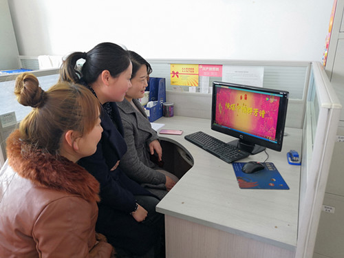 陜煤建設礦建三公司女職工掀起學習陜煤“十杰”先進事跡熱潮