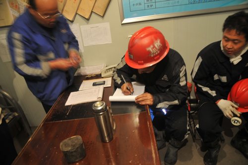 陜煤建設掘進公司：突擊查帶班 靈巧出擊糾風肅紀