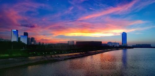 陜工網(wǎng):灞河朝暮