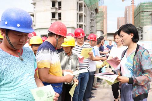 陜煤建設澄合分公司“安全咨詢日”豐富多彩