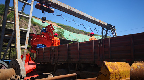 陜煤建設礦建三公司積極落實施工設備為新項目提供保障