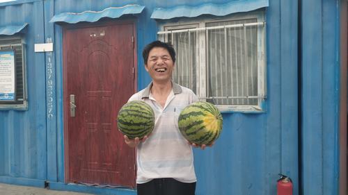 特制防暑“套餐” 讓職工清涼度夏