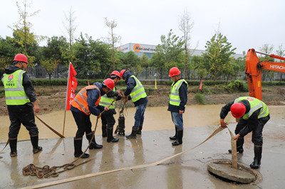 陜煤建設漢中分公司第九項目部雨天防汛學習兩不誤