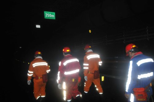 陜煤建設掘進公司:圓滿完成122109工作面切眼工程力保采掘平衡