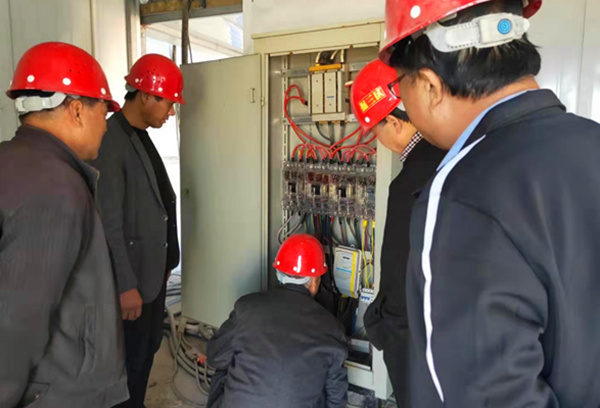 榆林地區曹家灘項目部打響陜煤建設礦建三公司“冬季三防”第一戰