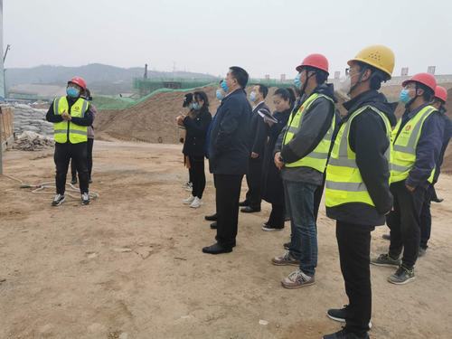 陜西省政府投資評審中心、陜西省發改委縣域處及咸陽市發改委相關領導蒞臨銀西高鐵項目指導檢查工作