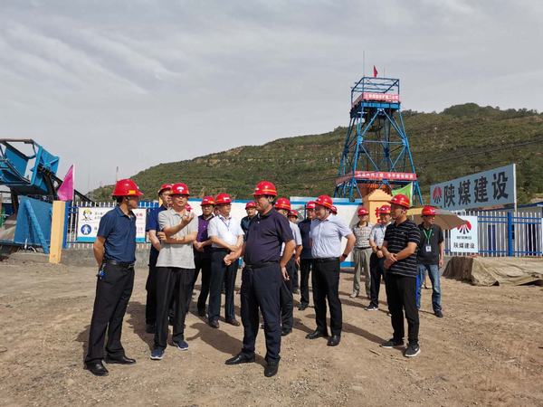 陜煤集團領導蒞臨陜煤建設礦建二公司王峰項目部檢查指導工作