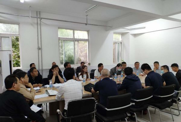 陜煤建設天工公司承建的金水園小區建設工程一標段順利通過竣工驗收