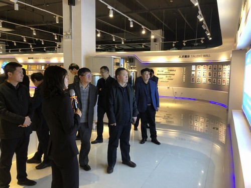 寧興剛、趙敬凱一行赴鄂爾多斯國家高新區考察項目