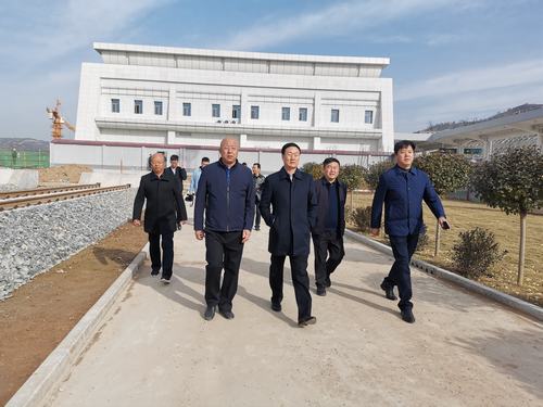 彬州市市長王宏志蒞臨銀西高鐵彬州東站前廣場項目指導檢查工作