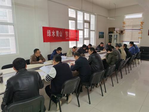 陜煤建設銅煤公司第二十三項目部承建銅煤一號居住區1、2、3#車庫順利通過驗收