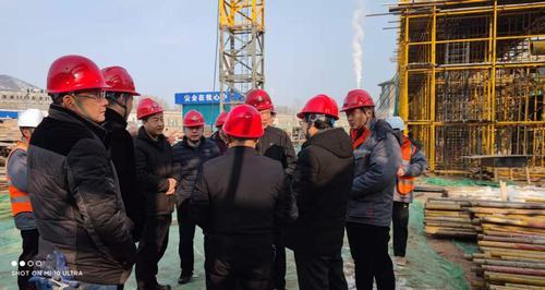 陜煤建設銅煤公司承建的金延安-西北三角區保育院劇場工程高支模方案專家論證順利通過