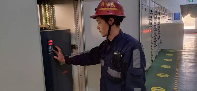 運(yùn)維戰(zhàn)線上的急先鋒-----記陜煤建設(shè)洗選煤運(yùn)營公司澄合山陽運(yùn)營項(xiàng)目部檢修班班長李鵬