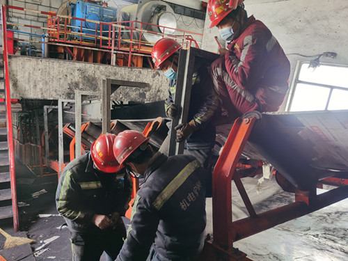 陜煤建設機電安裝公司牛年春節施工忙