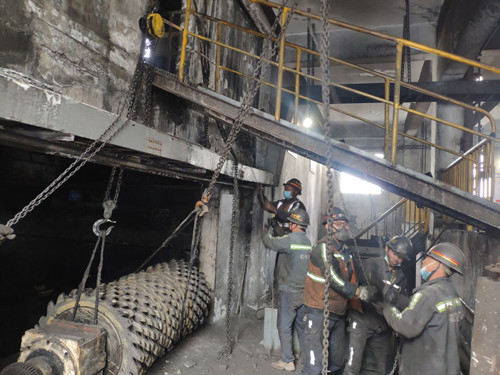 陜煤建設機電安裝公司建莊項目部掀起檢修大干熱潮