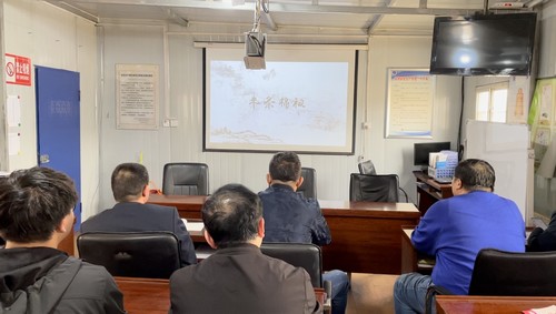 陜煤建設洗選煤運營公司檸條塔運營項目部： 學習《習近平總書記講故事》之《半條棉被》