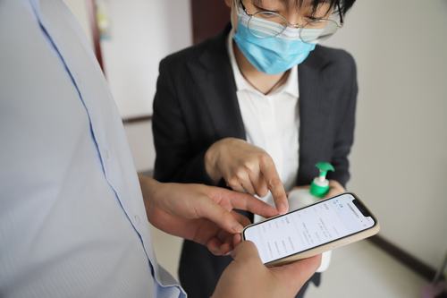 陜煤建設(shè)洗選煤運營公司:關(guān)愛職工“接種”健康,筑牢防疫安全屏障