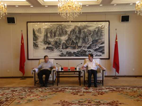 陜煤建設與鄂爾多斯市政府開展合作交流