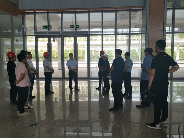 彬州市市長王宏志蒞臨陜煤建設咸陽分公司銀西高鐵彬州站前廣場項目調研指導