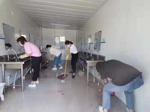 陜煤建設天工公司渭陽佳苑項目部義務勞動彰顯女工風采