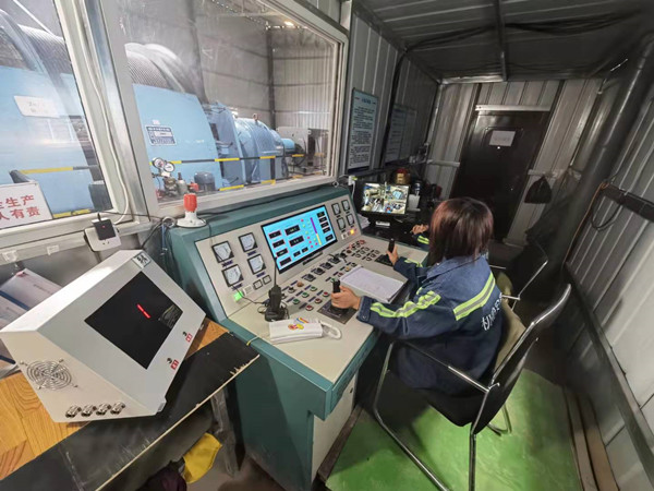 陜煤建設機電安裝公司:這里的節日“不打烊”