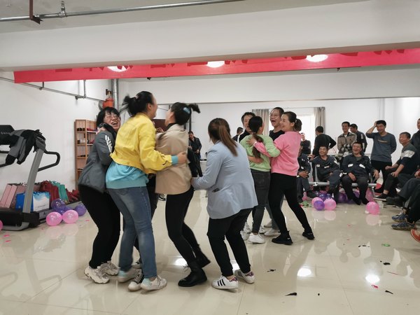 陜煤建設洗選煤運營公司澄合山陽項目部舉辦“慶十一”職工趣味文體活動