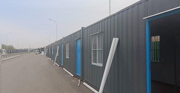 陜煤建設洗選煤運營公司第六項目部積極援建方艙醫院