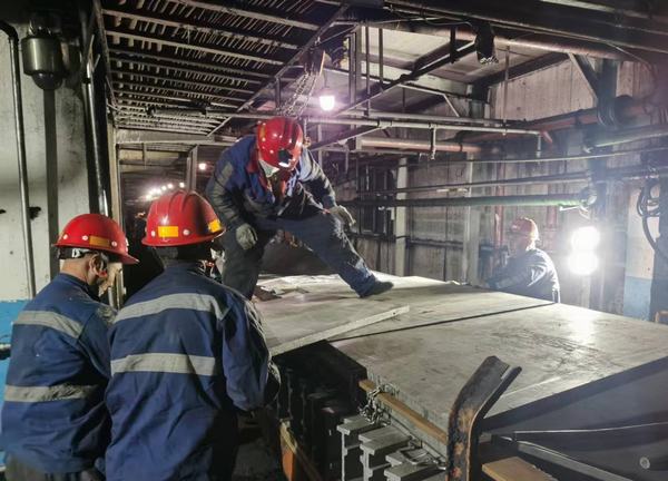 陜煤建設洗選煤運營公司：項目建設大干快上剪影