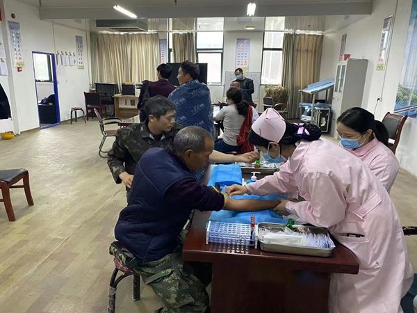 陜煤建設天工公司龍灣水境項目部為勞務工友辦實事“花”樣多