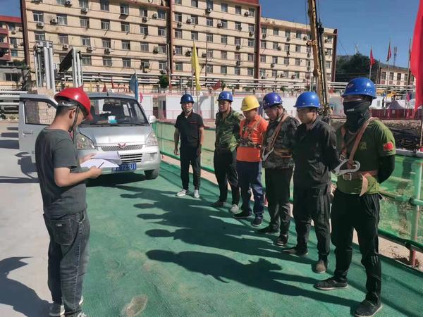 陜煤建設韓城分公司土建六項目部：戰高溫 斗酷暑 建設項目不停步