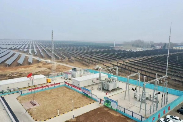 陜煤建設機電安裝公司承建的蒲白10萬千瓦光伏發電項目240小時無故障試運行