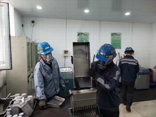 陜煤建設(shè)洗選煤運(yùn)營公司紅柳林洗煤廠項(xiàng)目部： 三個“從嚴(yán)”提升煤質(zhì)含“金”量