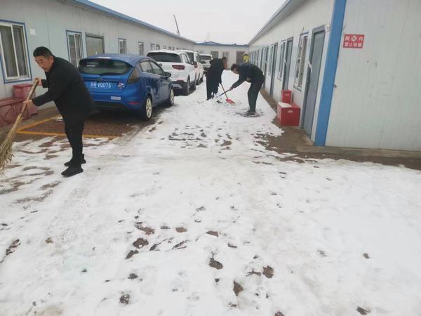 陜煤建設煤礦運營服務分公司：逆風雪而上  讓民生保障有“溫度”