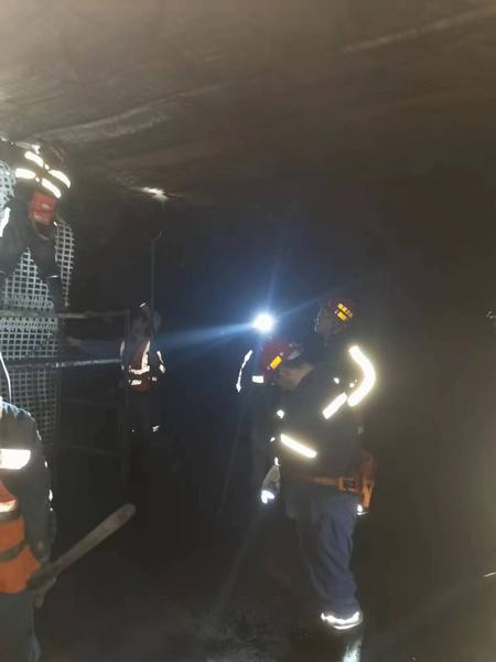 陜煤建設(shè)煤礦運(yùn)營服務(wù)分公司：做好后勤保障  積極應(yīng)對(duì)雨雪低溫冰凍天氣