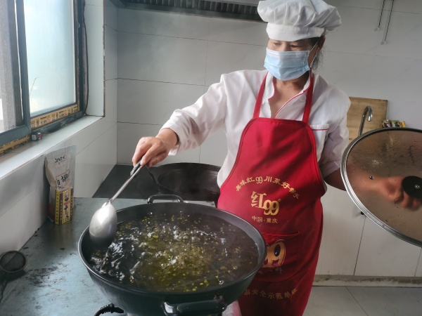 陜煤建設機電安裝公司：戰高溫，不服“暑”