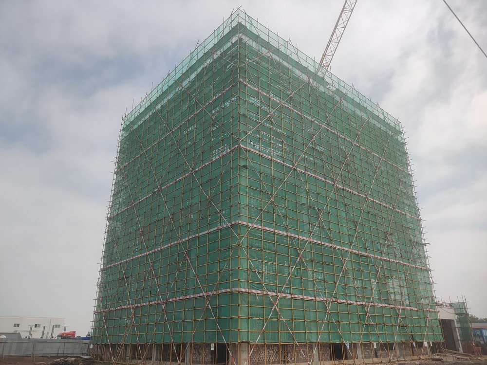 陜煤建設渭南分公司第三項目部胡家河礦二號風井項目提升機房工程主體結構順利封頂