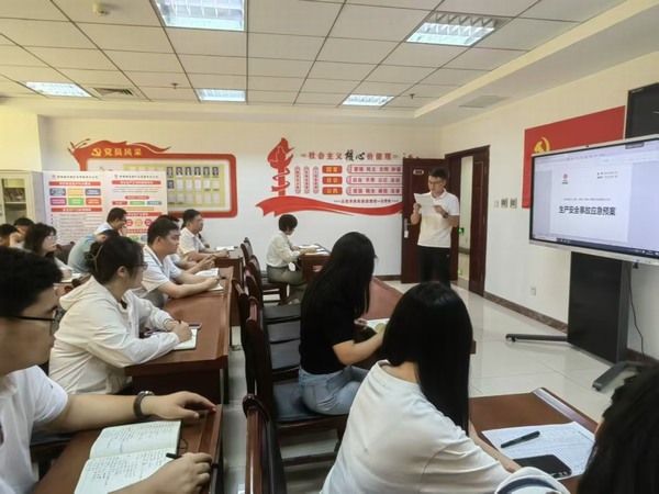 陜煤建設(shè)煤礦運營服務(wù)分公司：開展生產(chǎn)安全事故應(yīng)急預案培訓活動  提升應(yīng)急處理能力