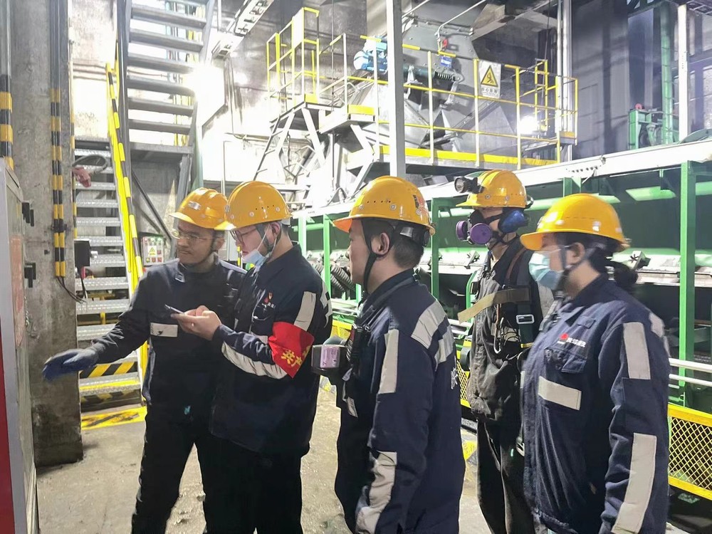 陜煤建設洗選煤運營公司紅柳林洗煤廠項目部：實施“黨建+”三項工程 筑牢安全生產基石