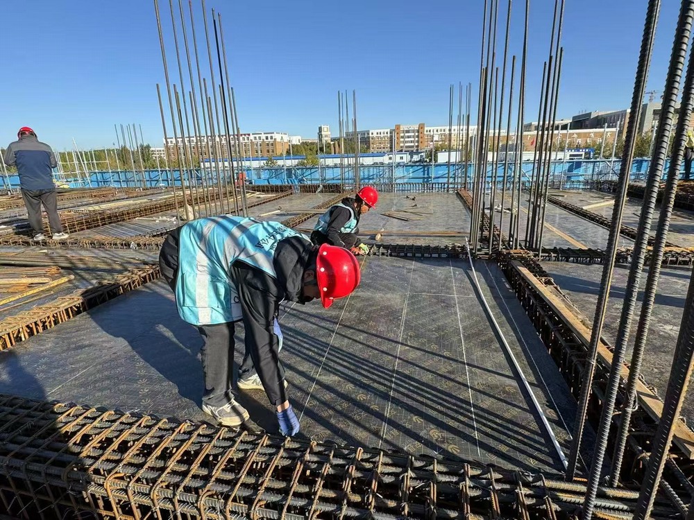 寒冬堅守，工地上的最美身影