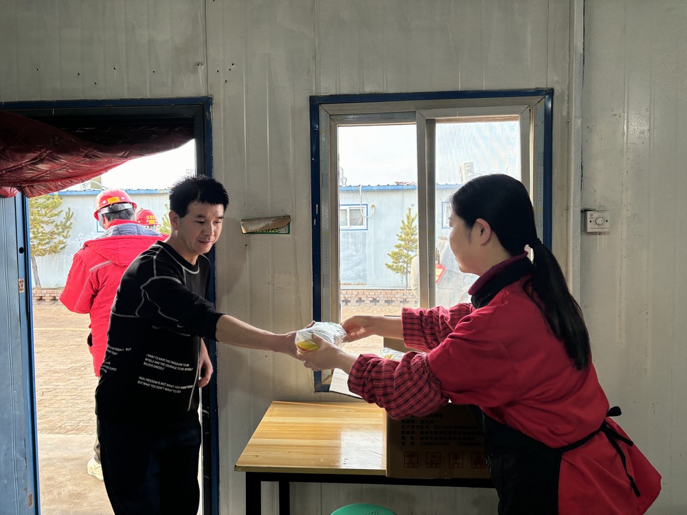 陜煤建設礦建二公司郭家灘項目部：改善職工生活，助力安全生產