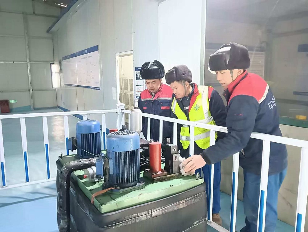 陜煤建設礦建三公司：堅守一線 畫好春節“平安符”